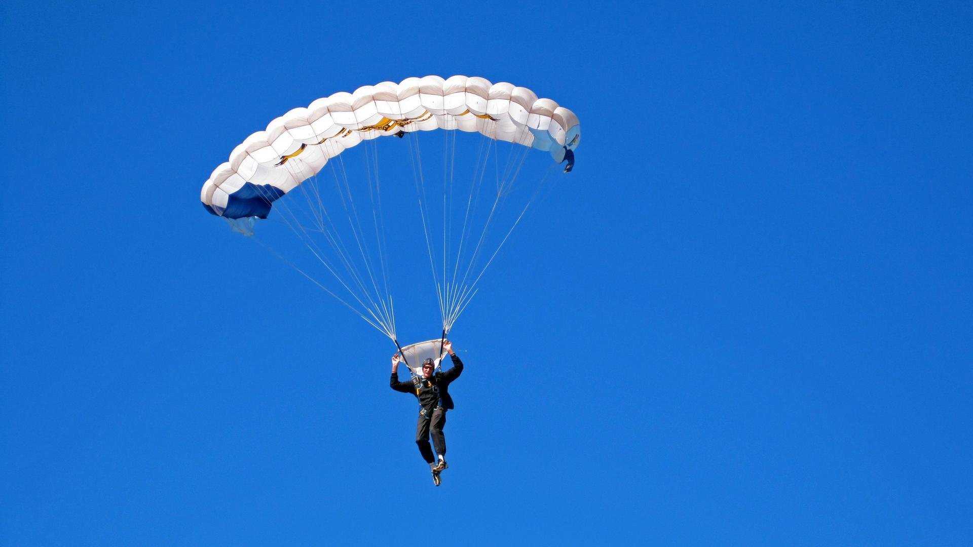 特色篮球城主题公园在全国多地落成，推广体育娱乐融合，篮球公园开放时间